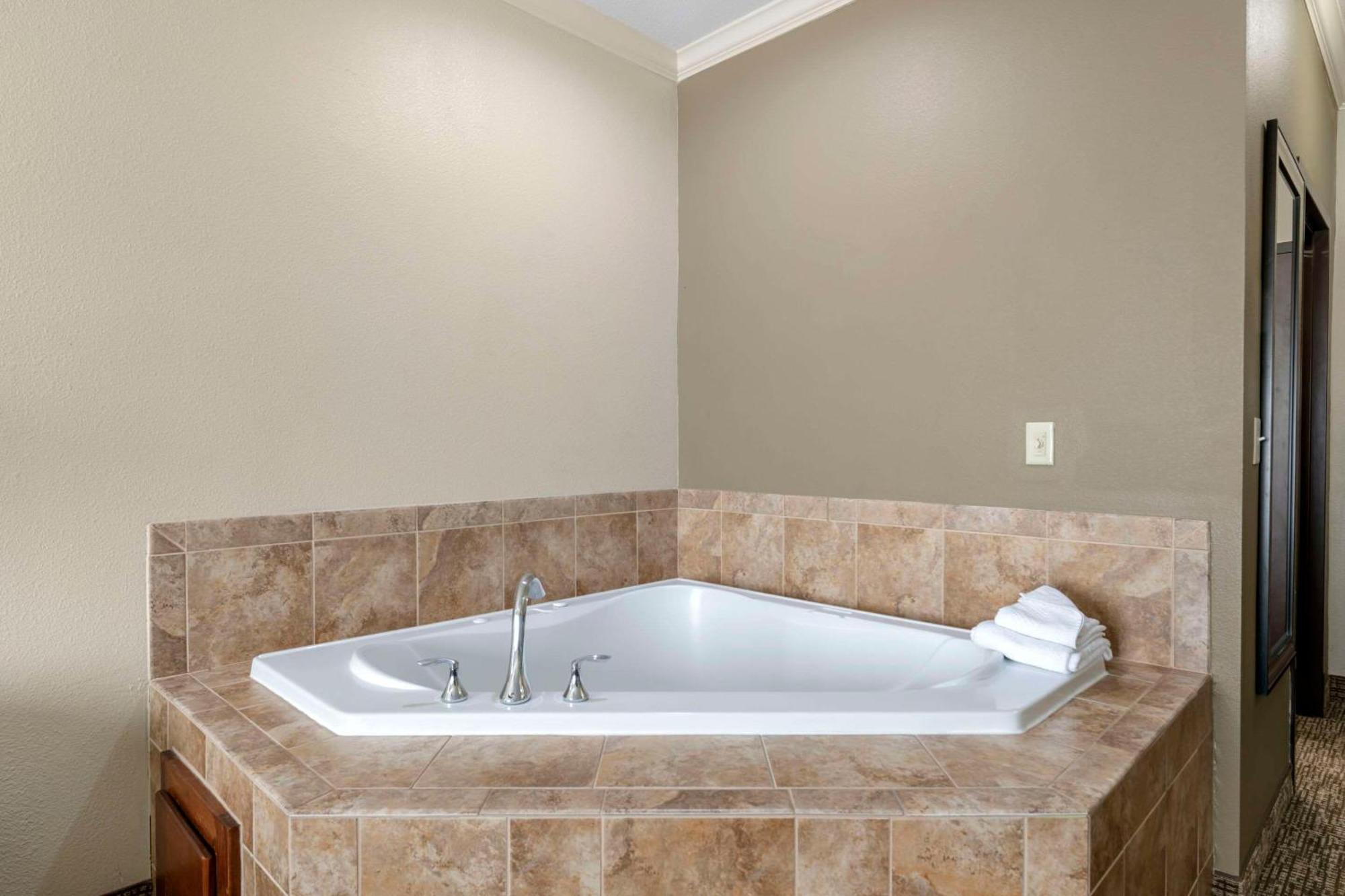 Comfort Inn & Suites Fort Worth - Fossil Creek Kültér fotó