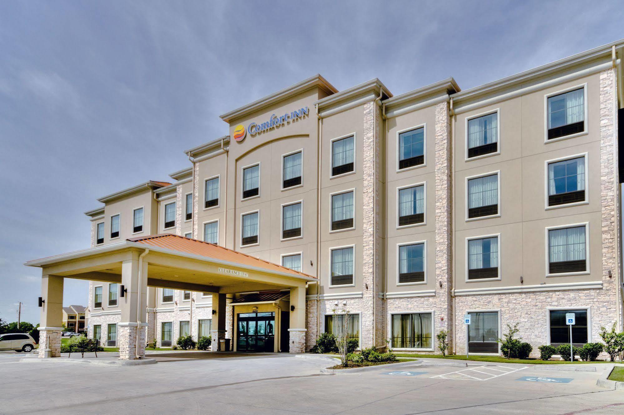 Comfort Inn & Suites Fort Worth - Fossil Creek Kültér fotó